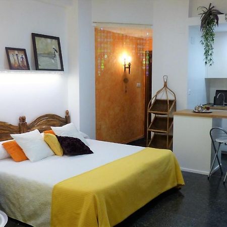 Estudio Con Encanto En La Carihuela Torremolinos Exterior photo